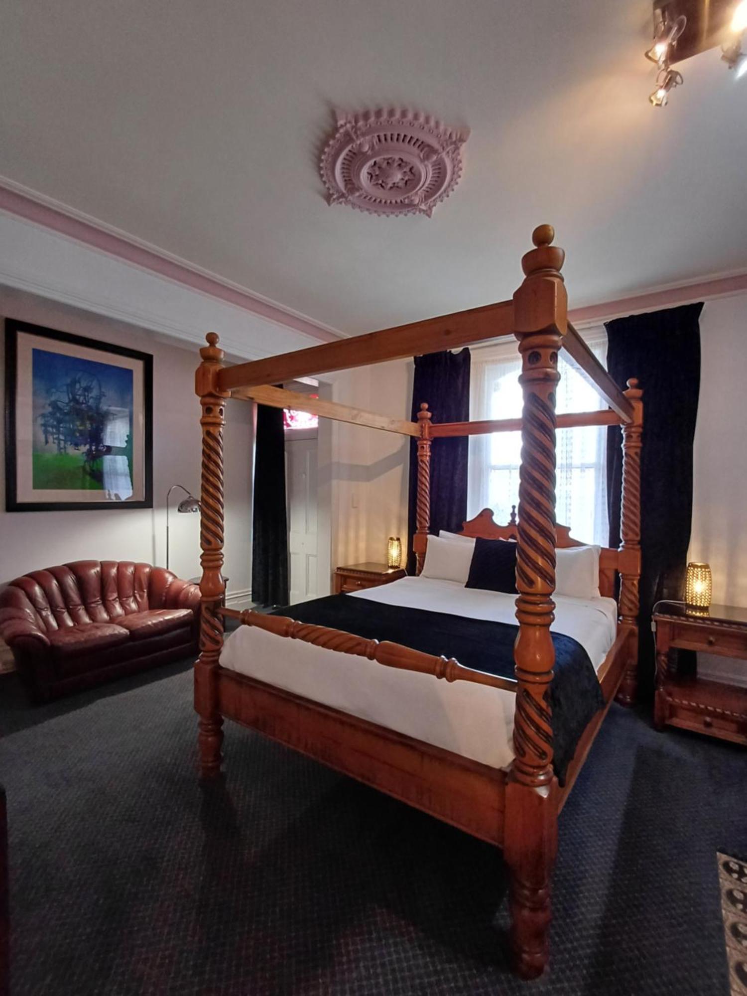 Art Hotel On York Launceston Eksteriør bilde
