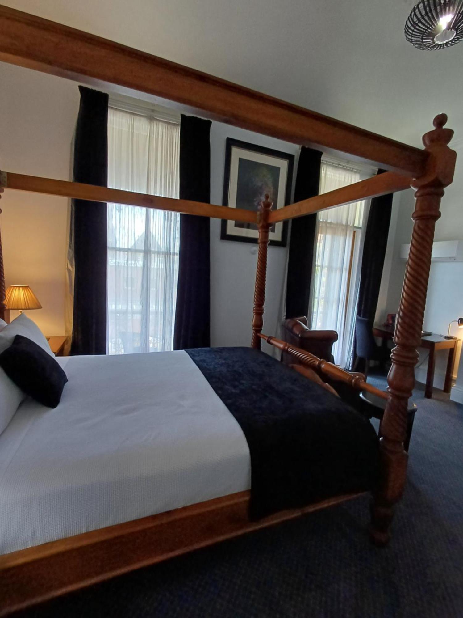 Art Hotel On York Launceston Eksteriør bilde
