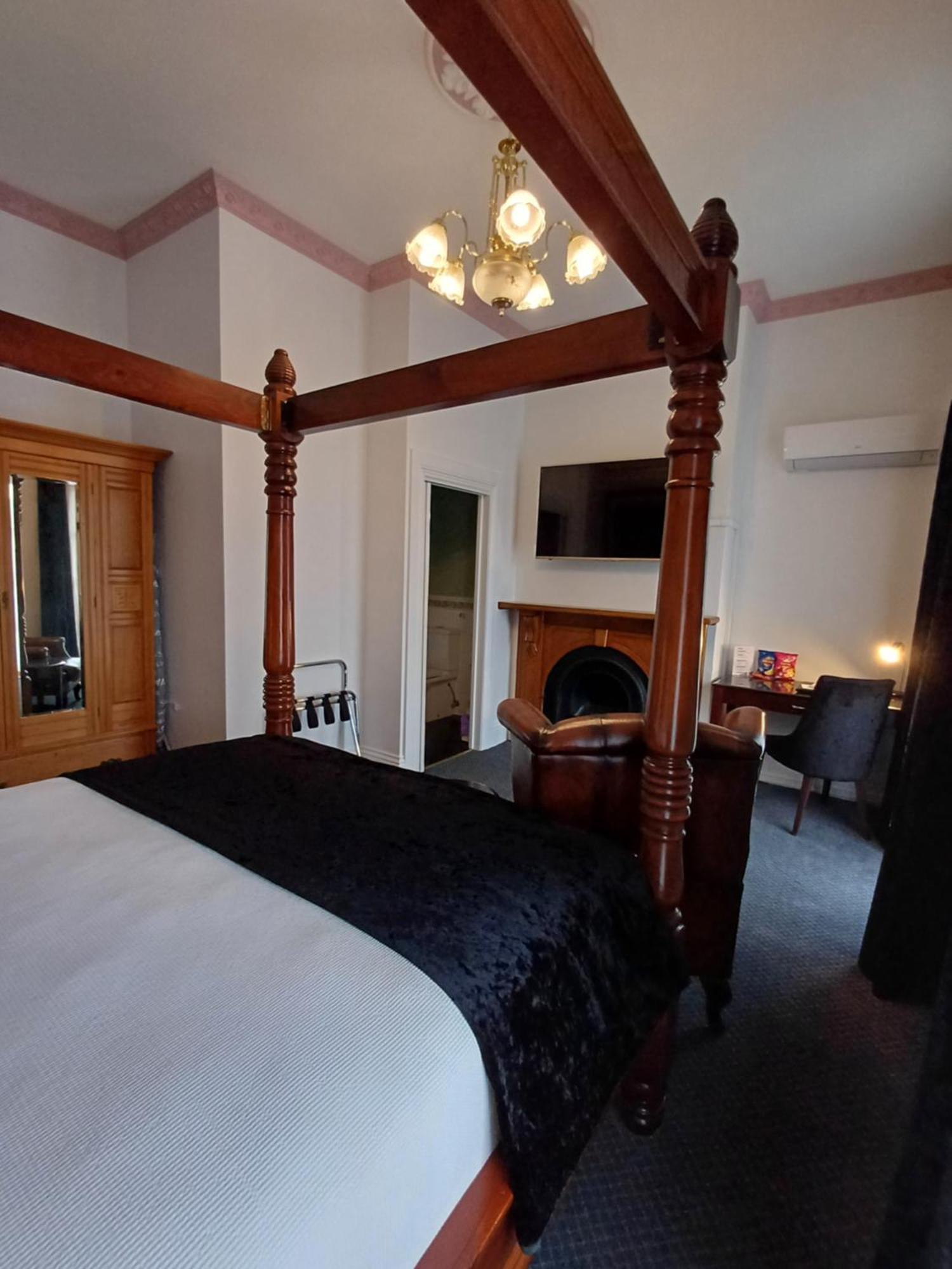 Art Hotel On York Launceston Eksteriør bilde